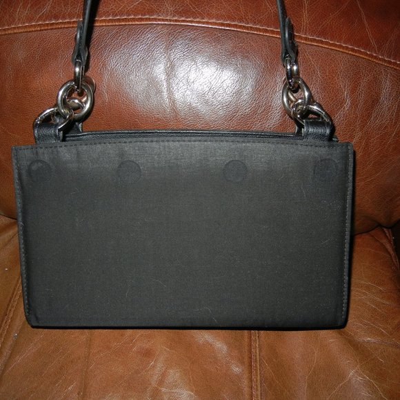 Miche Classic Convertible Handbag Base & 1 Shell - Picture 3 of 7